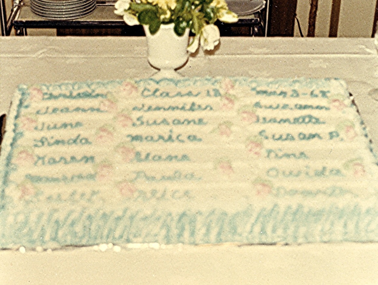 1968 May, The Graduation cake for Flight Service Class 13 with all the first names of the class members.